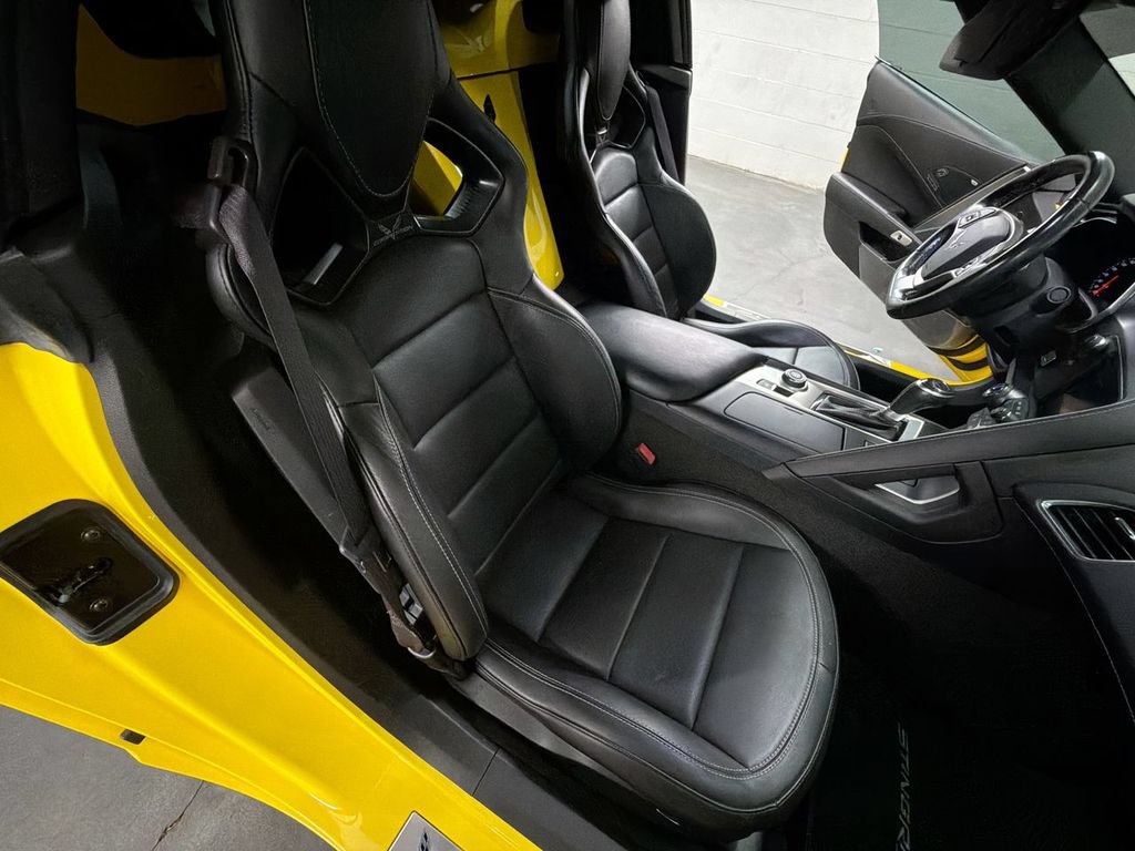 Certified 2017 Chevrolet Corvette Stingray Convertible RWD image 24