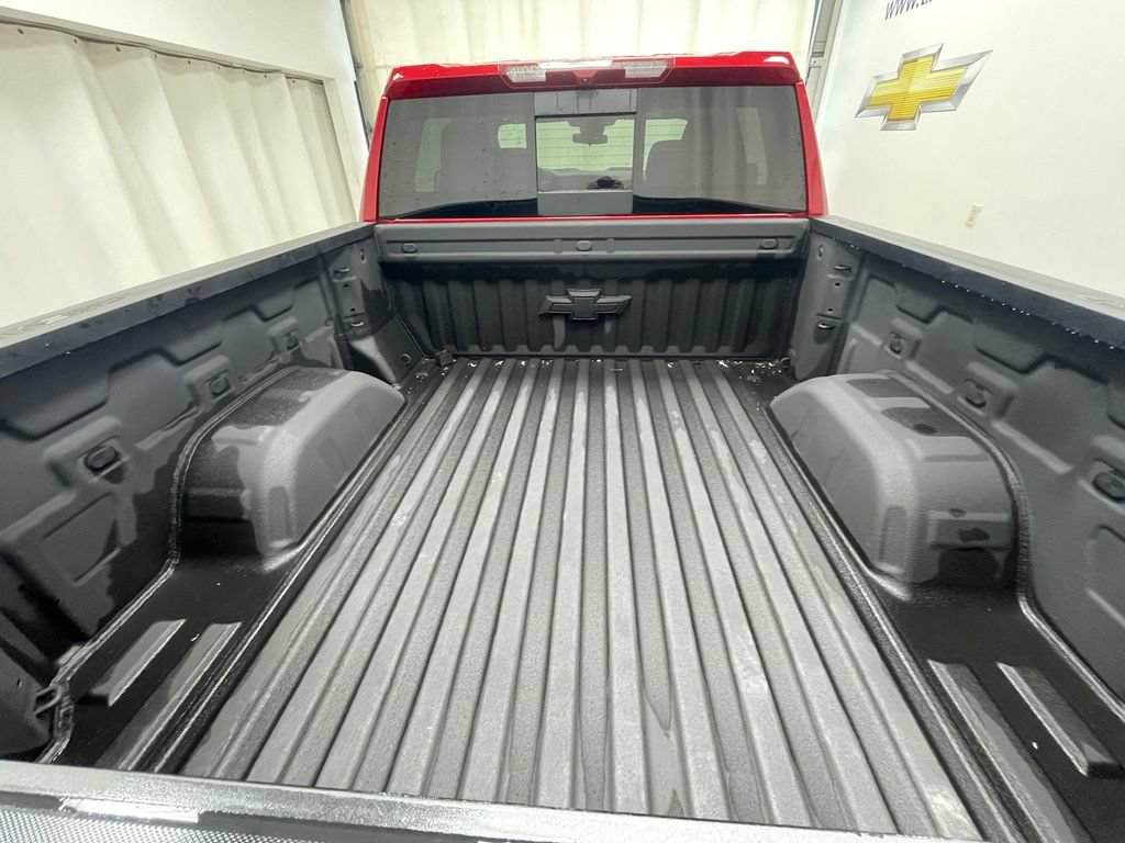 Used 2025 Chevrolet Silverado 1500 LT Trail Boss w/ LT Trail Boss Premium Package AWD/4WD image 7