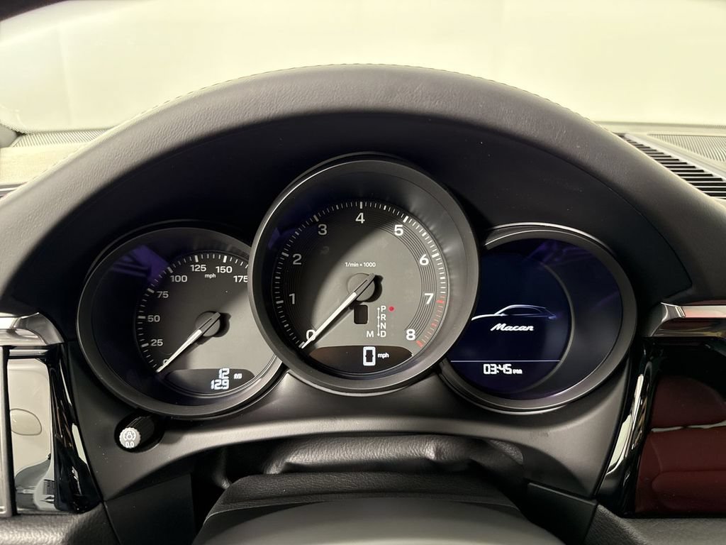 New 2026 Porsche Macan AWD/4WD image 37