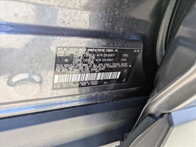 Used 2020 Toyota RAV4 LE image 23