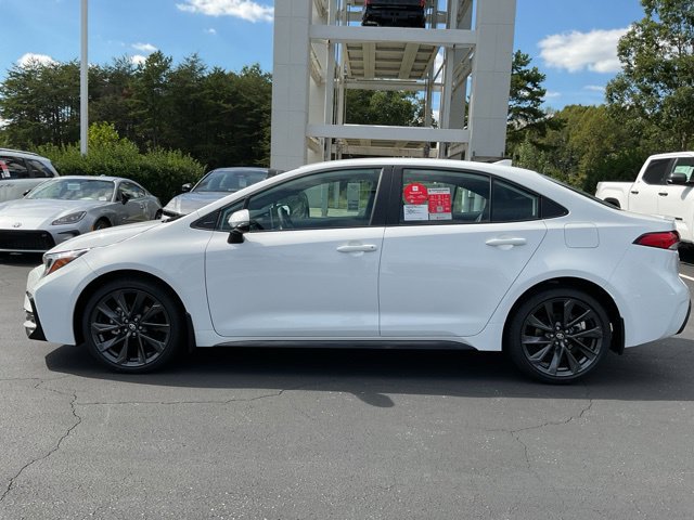 New 2027 Toyota Corolla SE FWD image 10