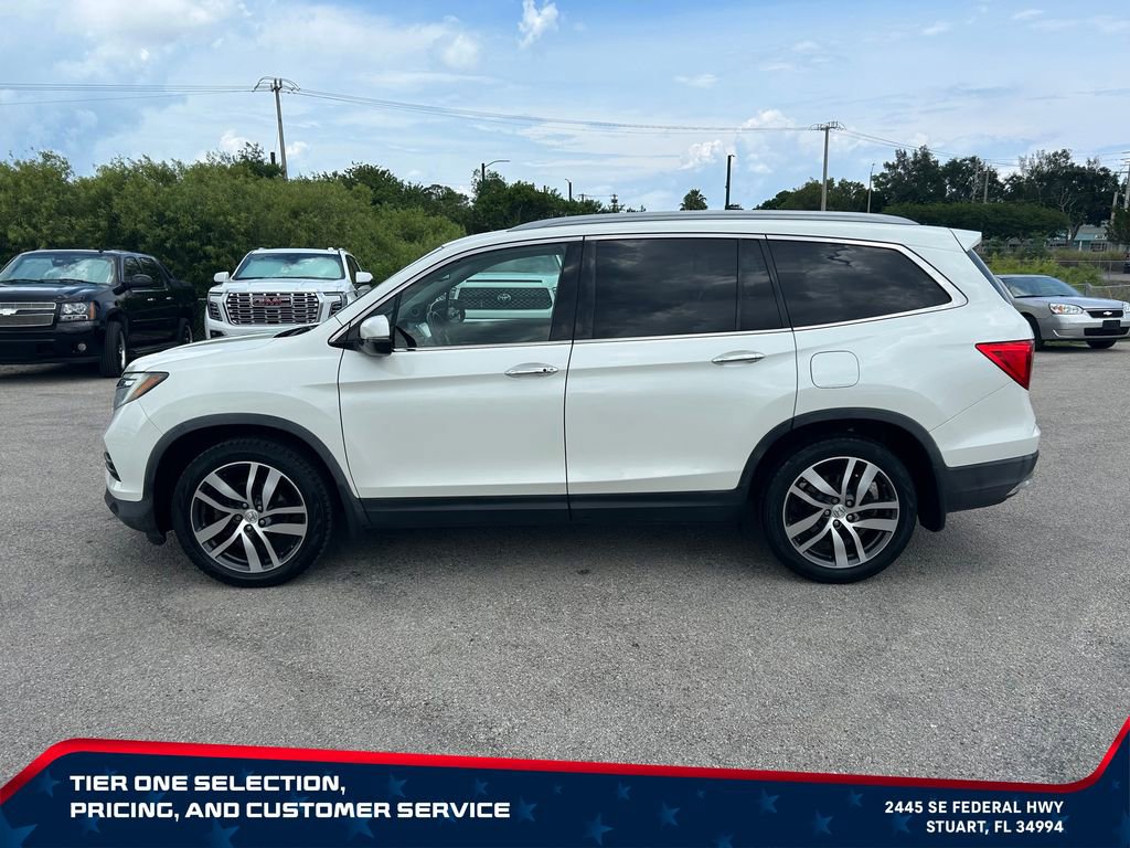 Used 2017 Honda Pilot Touring image 22