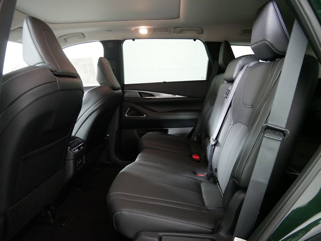 New 2026 INFINITI QX60 Luxe image 14