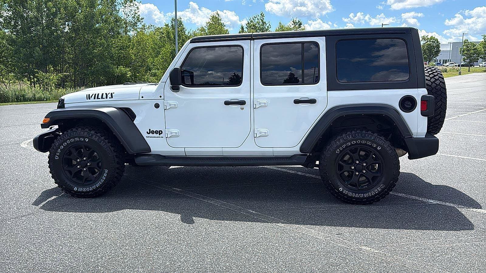 Used 2023 Jeep Wrangler Unlimited Sport AWD/4WD image 11