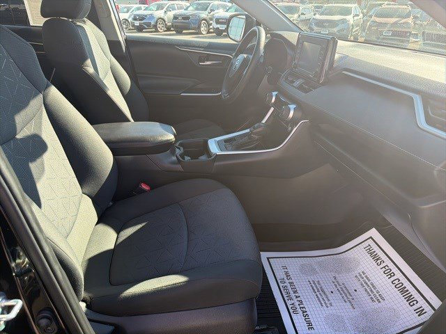 Used 2020 Toyota RAV4 XLE w/ All Weather Liner Package image 18