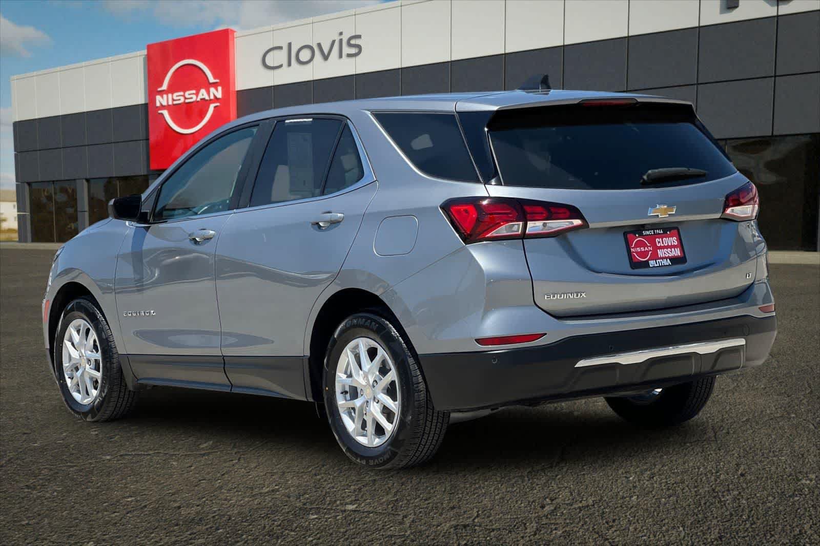 Used 2023 Chevrolet Equinox LT FWD image 7