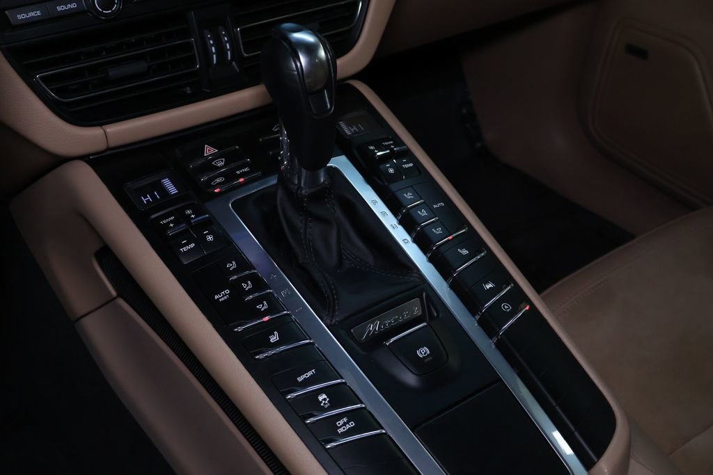 Used 2019 Porsche Macan image 38