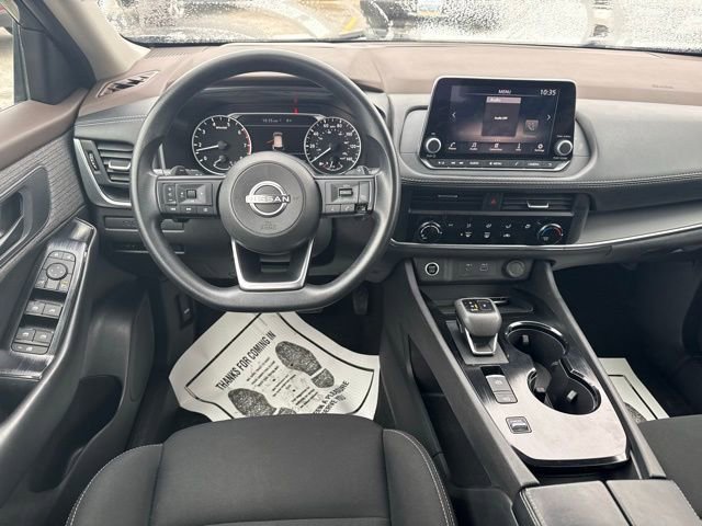 Used 2023 Nissan Rogue S image 15