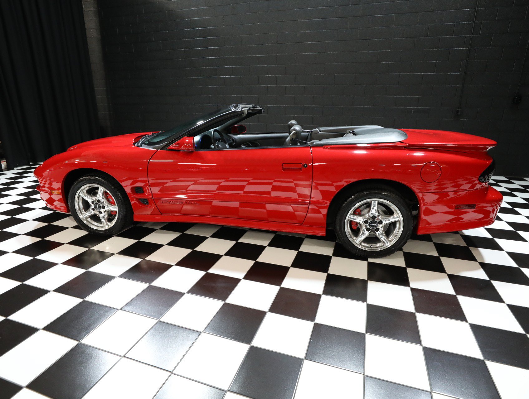 Used 1999 Pontiac Firebird Trans Am RWD image 38