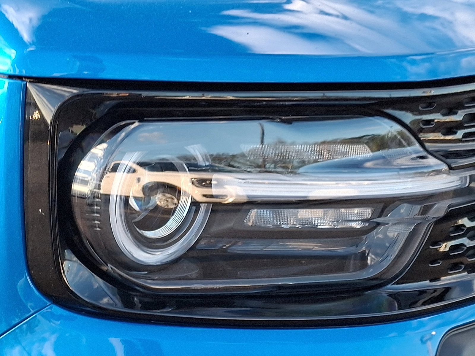 Used 2025 Ford Bronco Sport Outer Banks w/ Outer Banks Tech Package+ AWD/4WD image 8