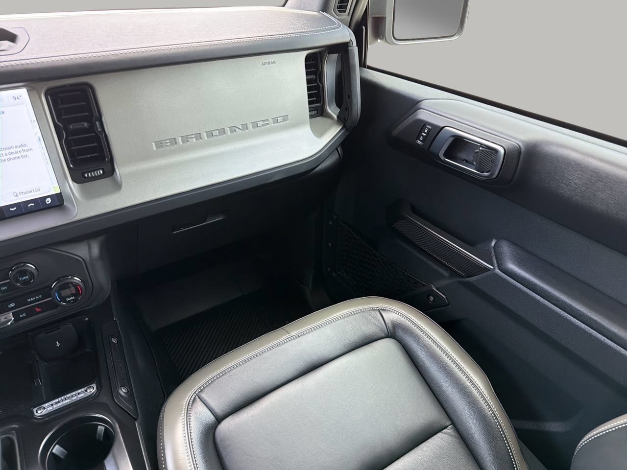 Certified 2025 Ford Bronco Outer Banks AWD/4WD image 15