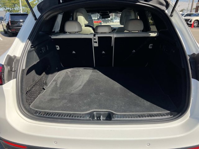 Used 2023 Mercedes-Benz GLC 300 4MATIC image 11