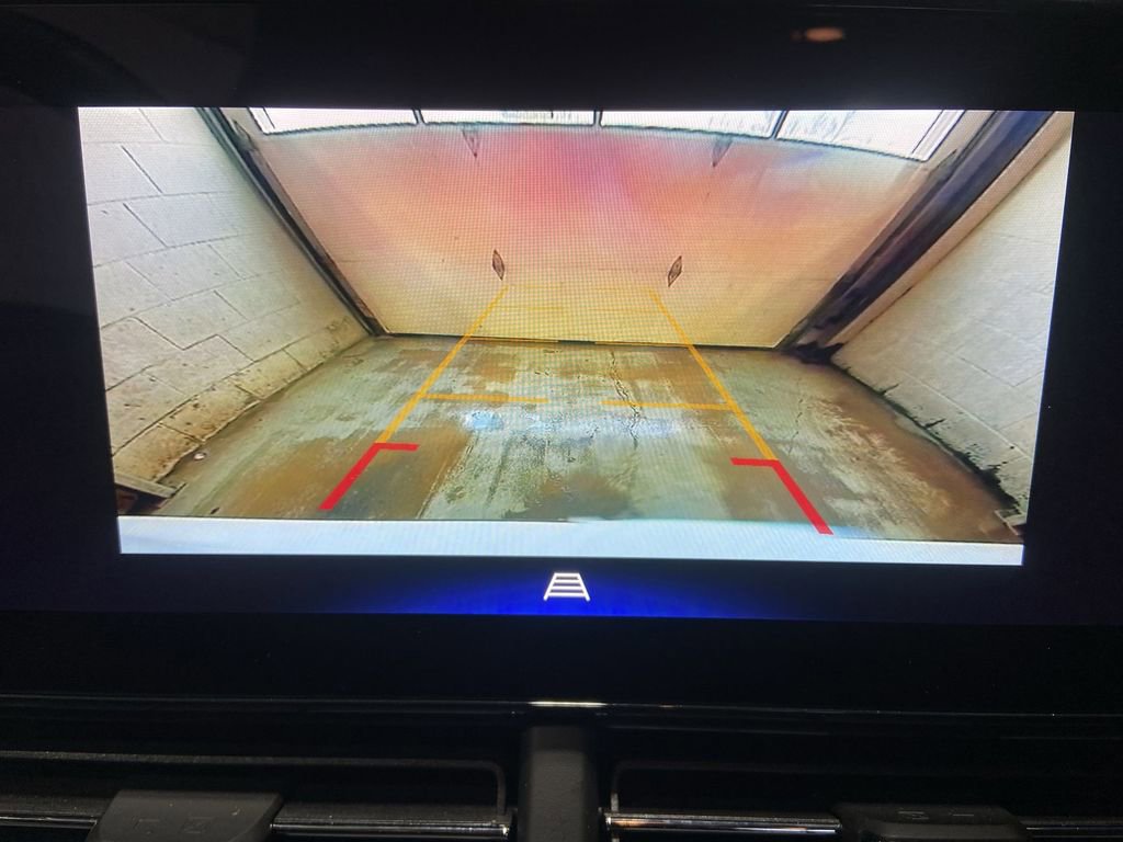 Used 2025 Chevrolet Trax ACTIV w/ Driver Confidence Package image 14