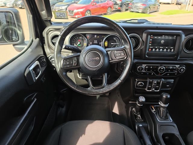 Used 2023 Jeep Wrangler Unlimited w/ Cold Weather Group AWD/4WD image 12