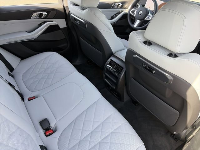 Used 2026 BMW X5 sDrive40i w/ M Sport Package RWD image 14