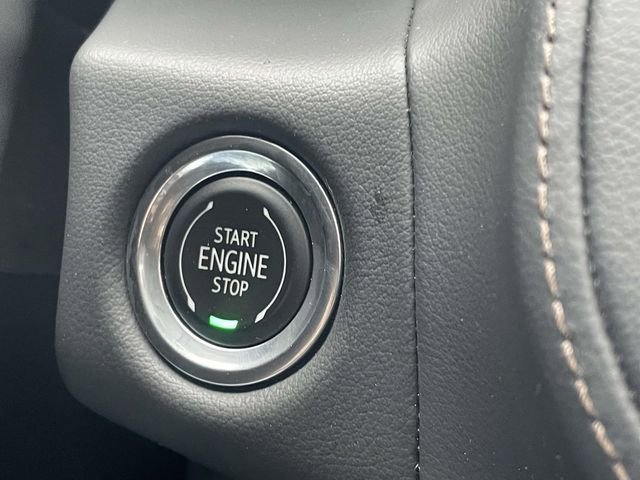 Used 2021 Chevrolet Tahoe High Country w/ Premium Package image 24