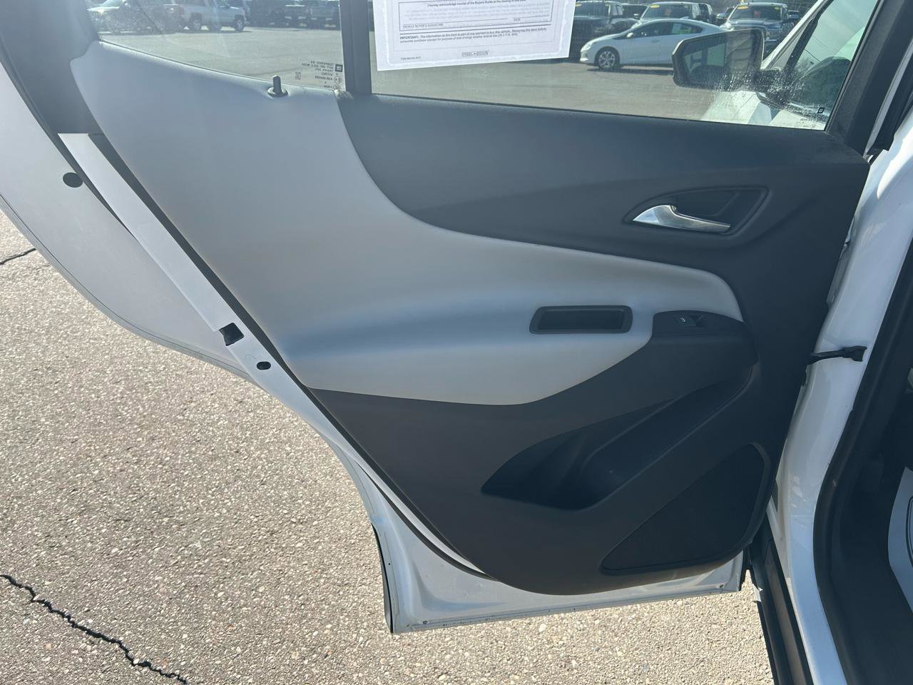 Used 2019 Chevrolet Equinox LT AWD/4WD image 13