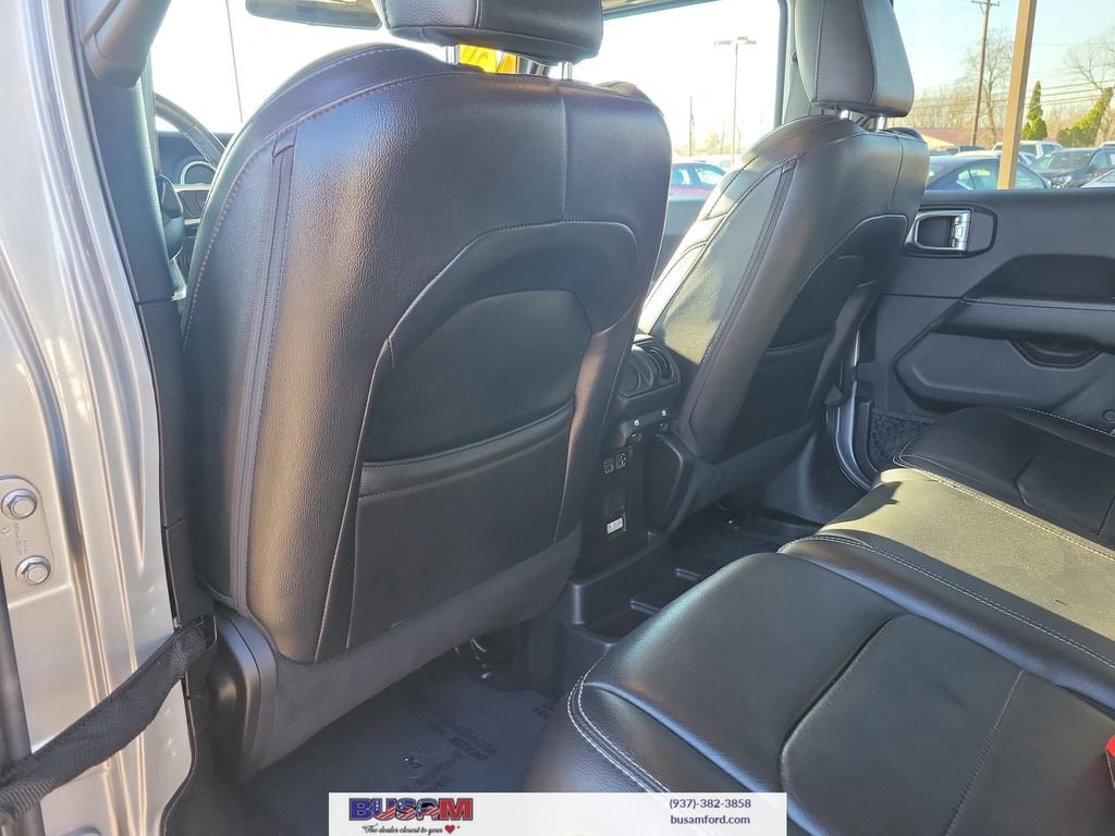 Used 2019 Jeep Wrangler Unlimited Sahara w/ Dual Top Group image 11