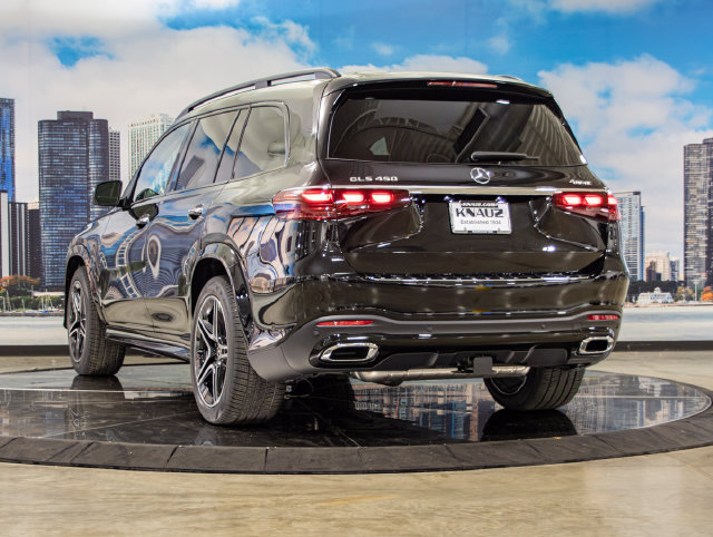New 2026 Mercedes-Benz GLS 450 4MATIC image 9