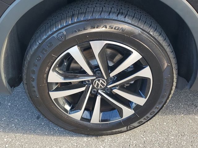 Certified 2023 Volkswagen Tiguan S image 5
