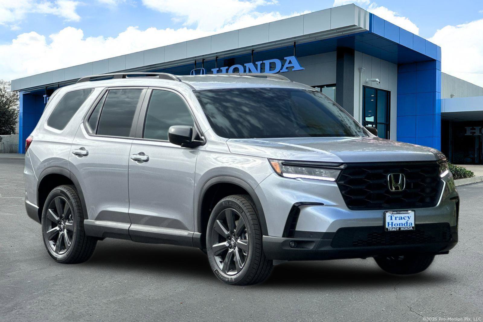 New 2025 Honda Pilot Sport