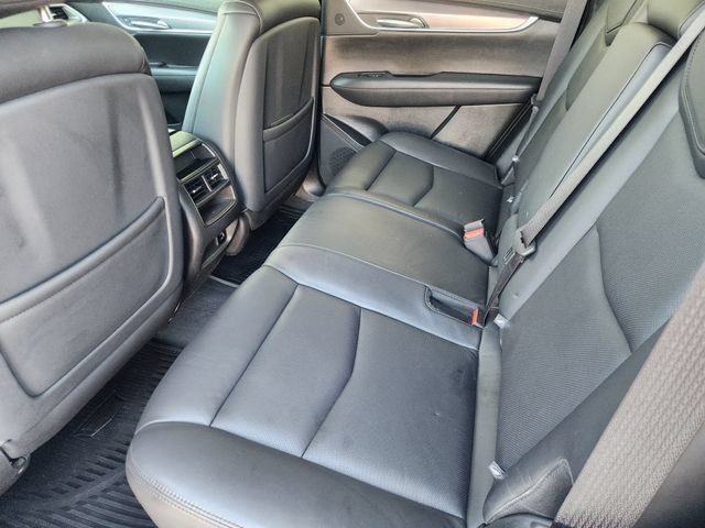 Used 2018 Cadillac XT5 Luxury w/ Driver Awareness Package FWD image 32
