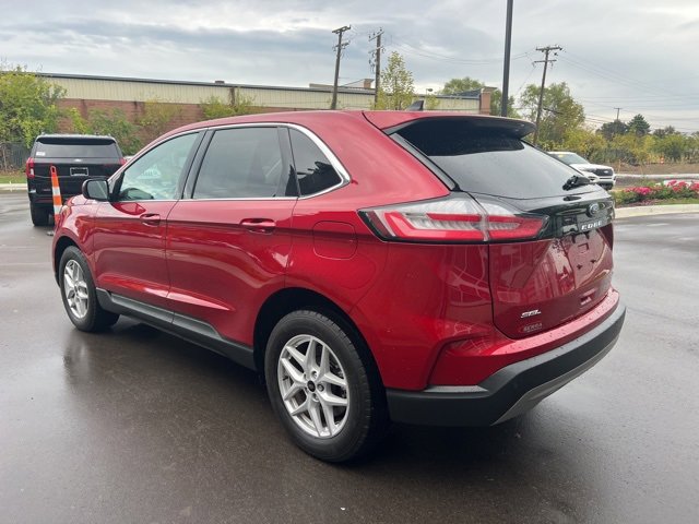 Certified 2024 Ford Edge SEL w/ Convenience Package image 7