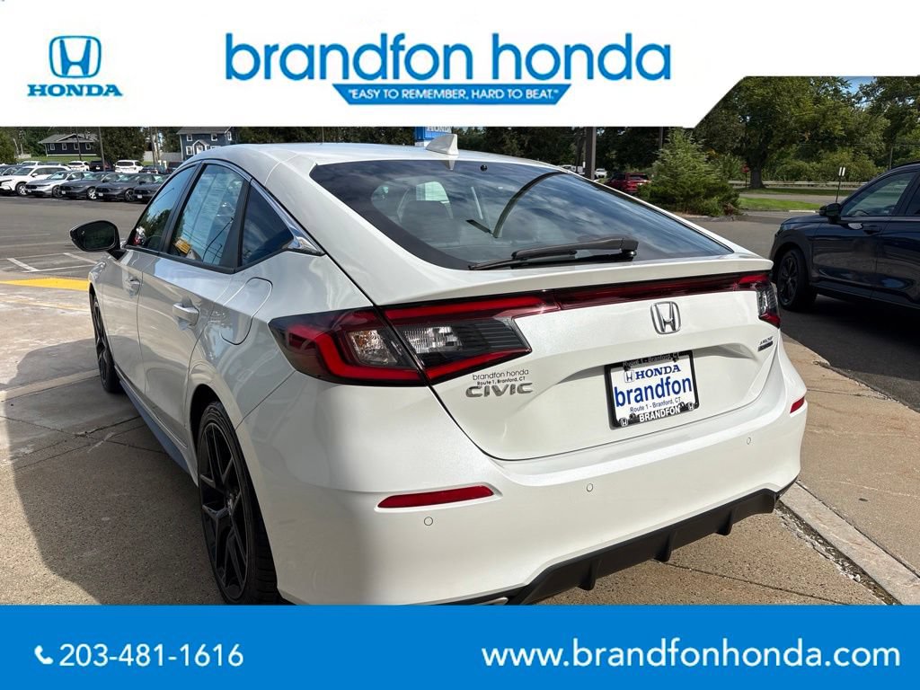 Used 2022 Honda Civic Sport Touring image 4