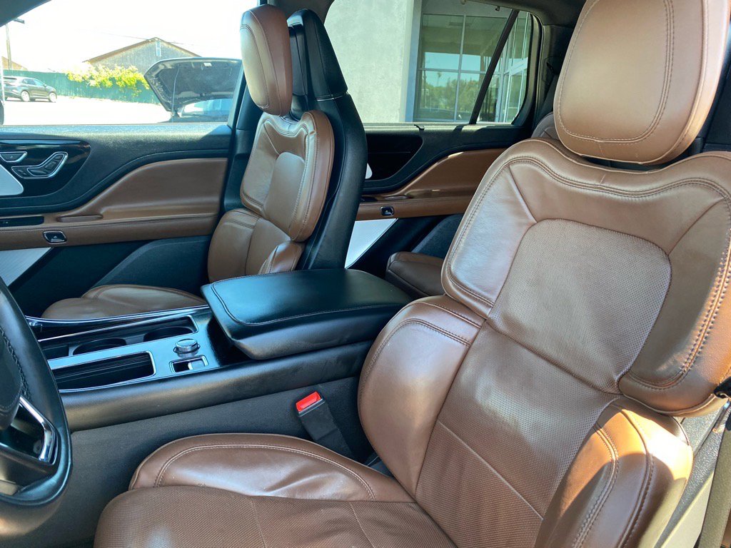 Used 2022 Lincoln Aviator Reserve w/ Equipment Group 201A image 22