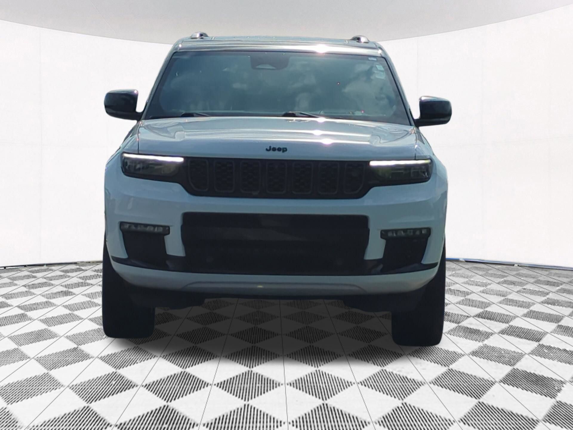 Used 2022 Jeep Grand Cherokee L Summit AWD/4WD image 8
