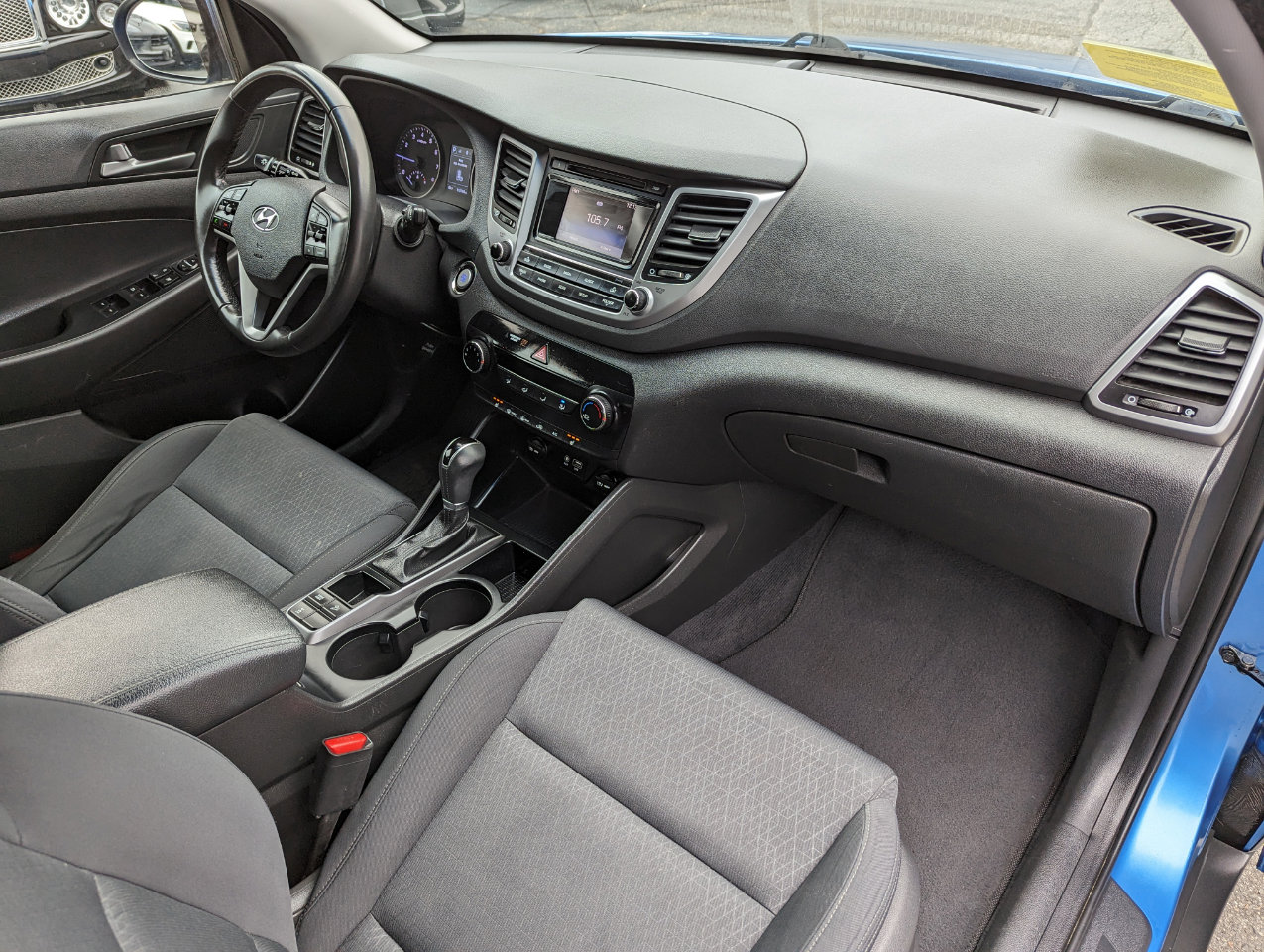 Used 2017 Hyundai Tucson Sport image 32