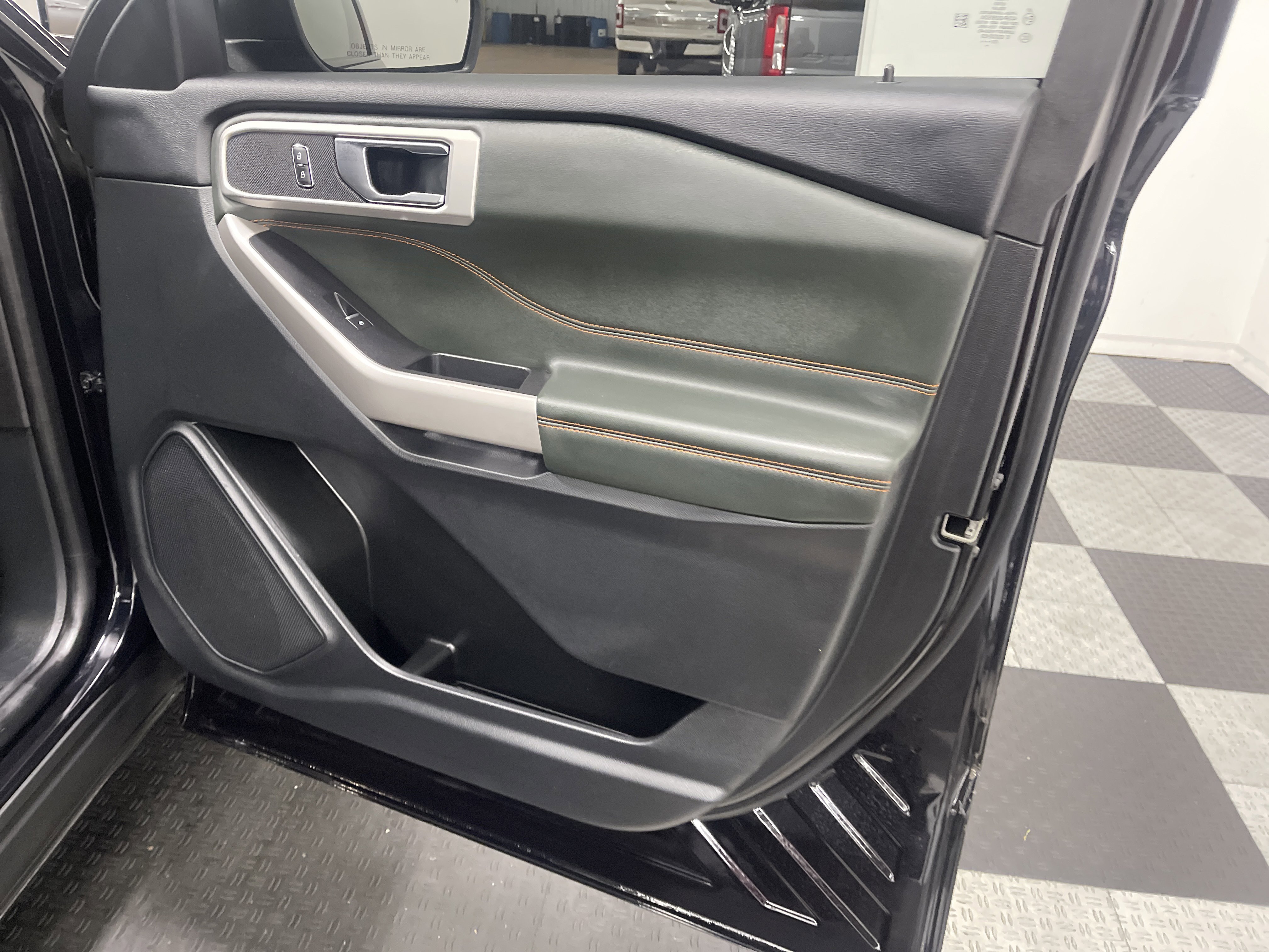 Used 2022 Ford Explorer Timberline image 25