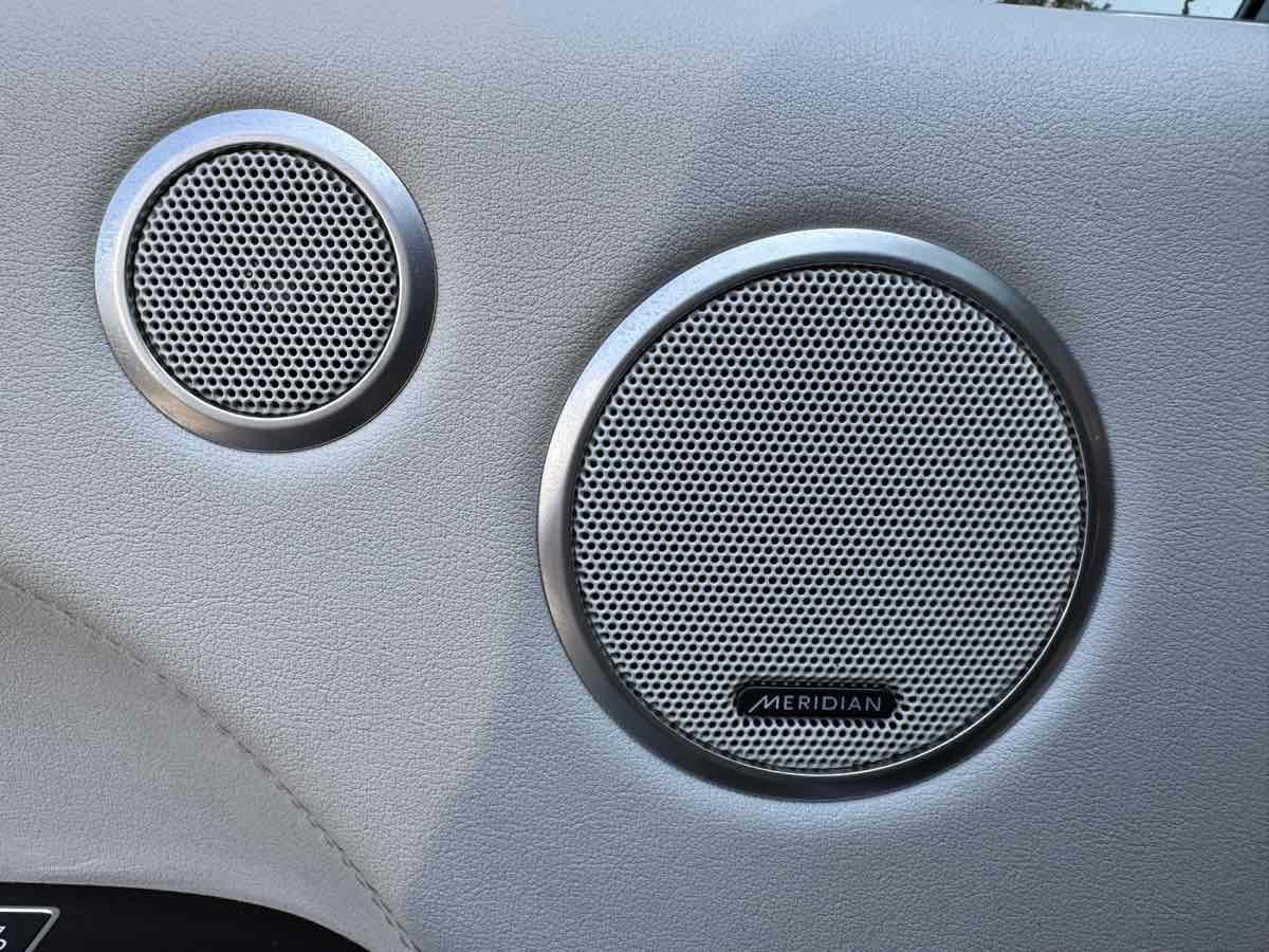 Used 2017 Land Rover Range Rover Supercharged image 58