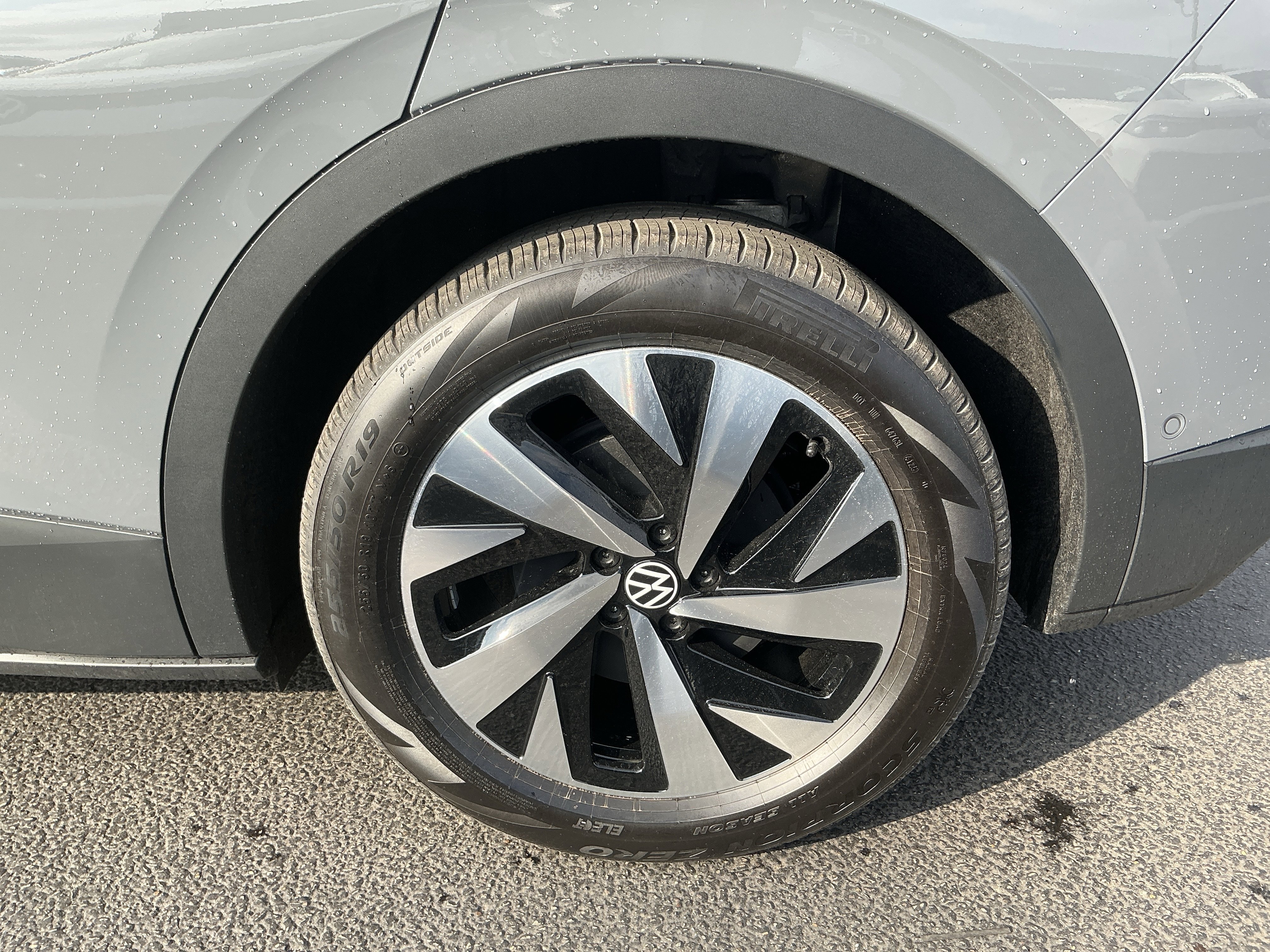 New 2026 Volkswagen ID.4 Pro RWD image 8