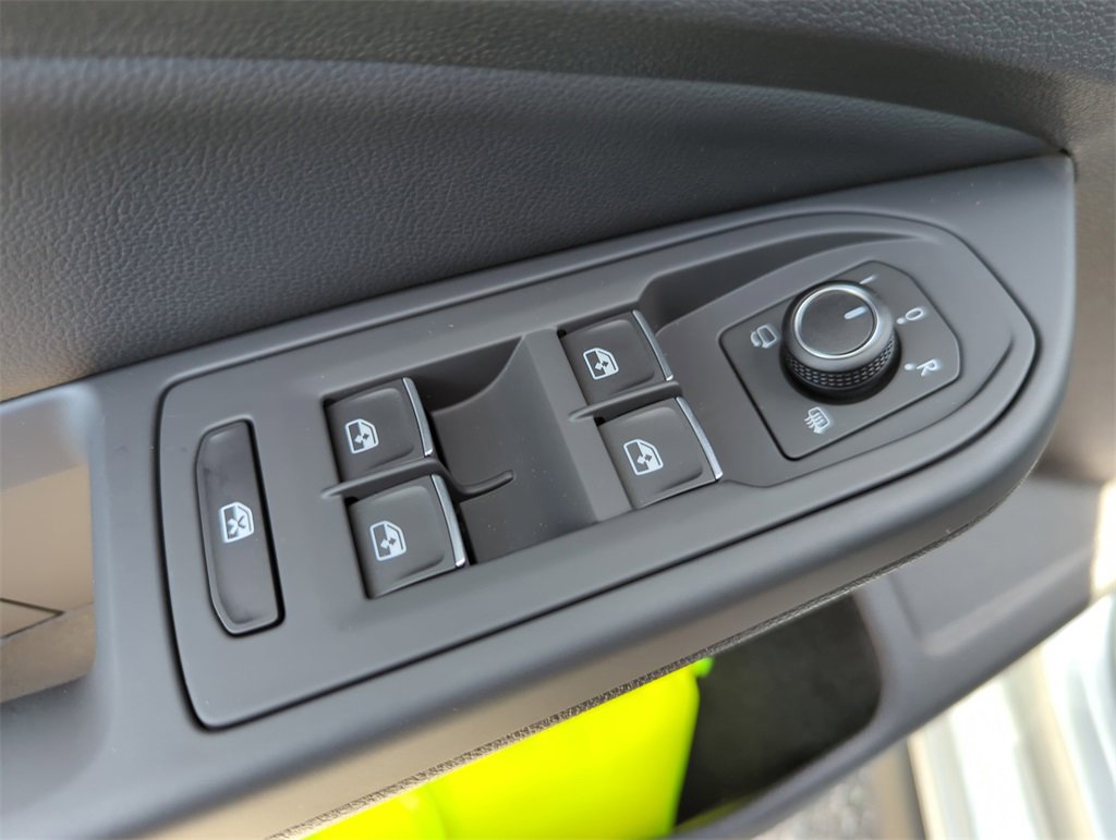 New 2026 Volkswagen GTI SE image 25