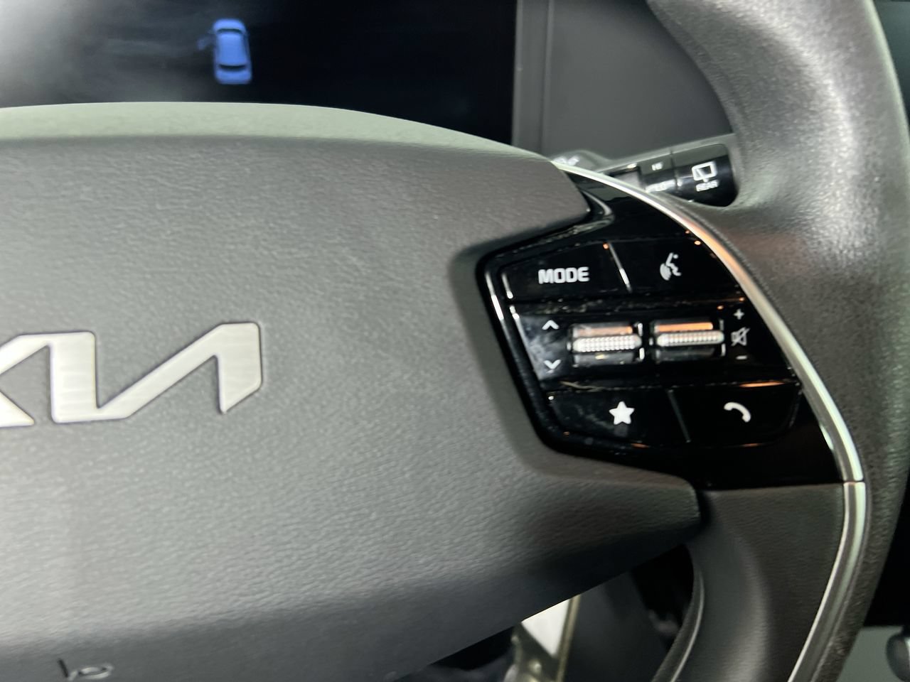 Certified 2023 Kia Niro LX FWD image 17