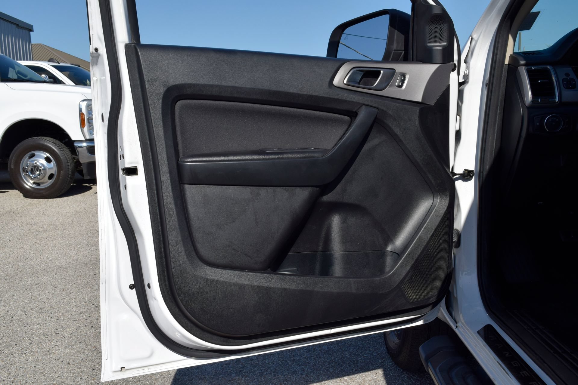 Used 2023 Ford Ranger XLT w/ Equipment Group 301A Mid RWD image 15
