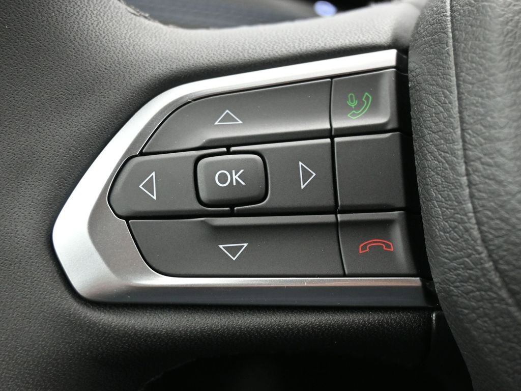 New 2026 Jeep Compass Latitude image 22