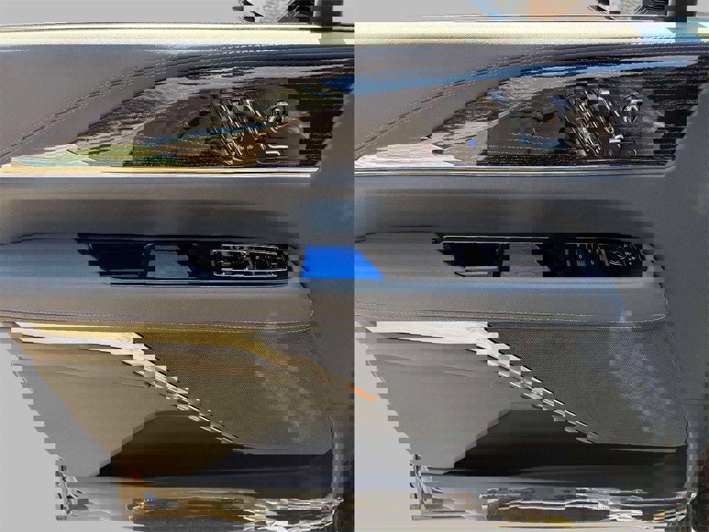 New 2025 Cadillac Escalade IQ Luxury 1 image 14