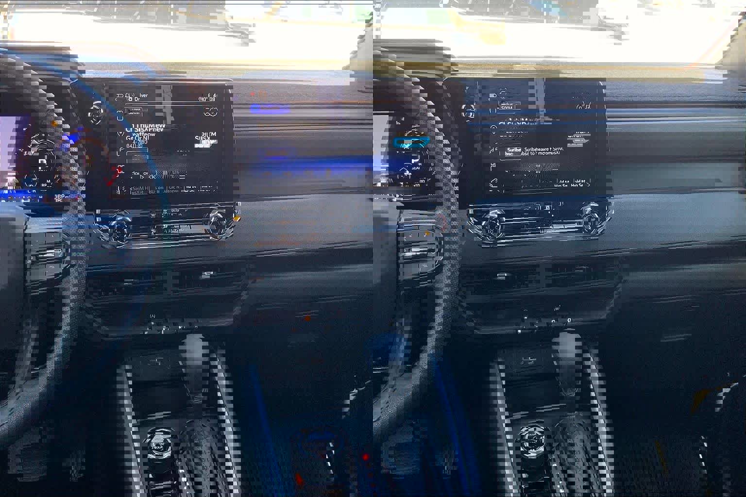 Used 2024 Chevrolet Colorado Trail Boss w/ Technology Package AWD/4WD image 7