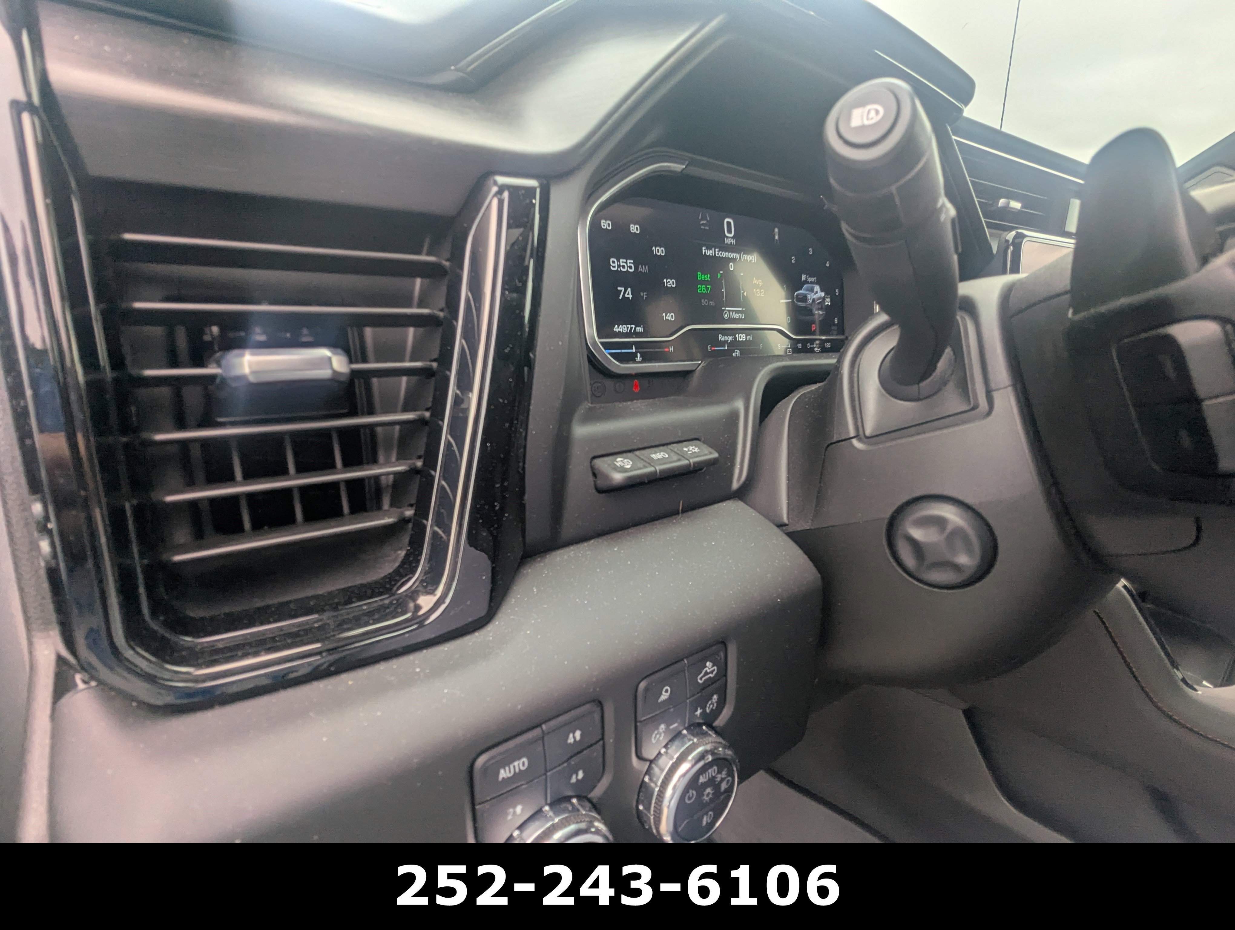 Used 2024 GMC Sierra 1500 AT4 w/ Technology Package AWD/4WD image 13