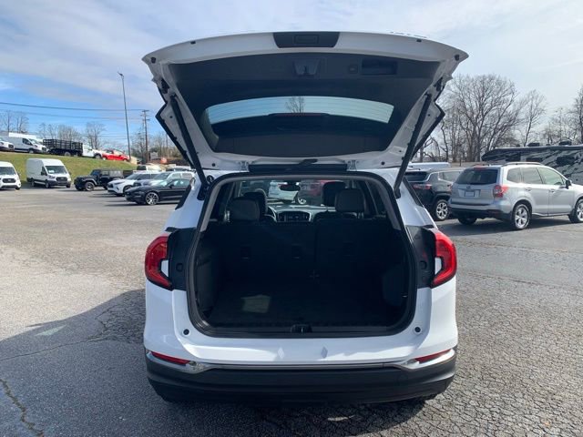 Used 2023 GMC Terrain AT4 image 26