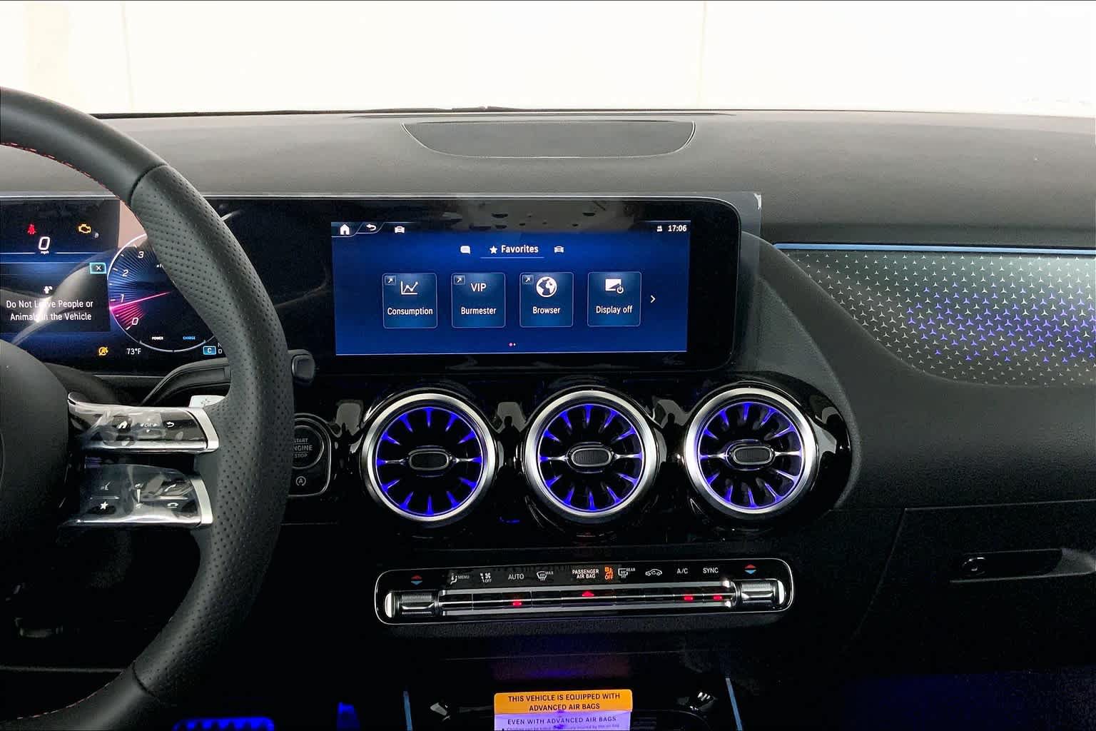 New 2025 Mercedes-Benz GLA 250 4MATIC image 9