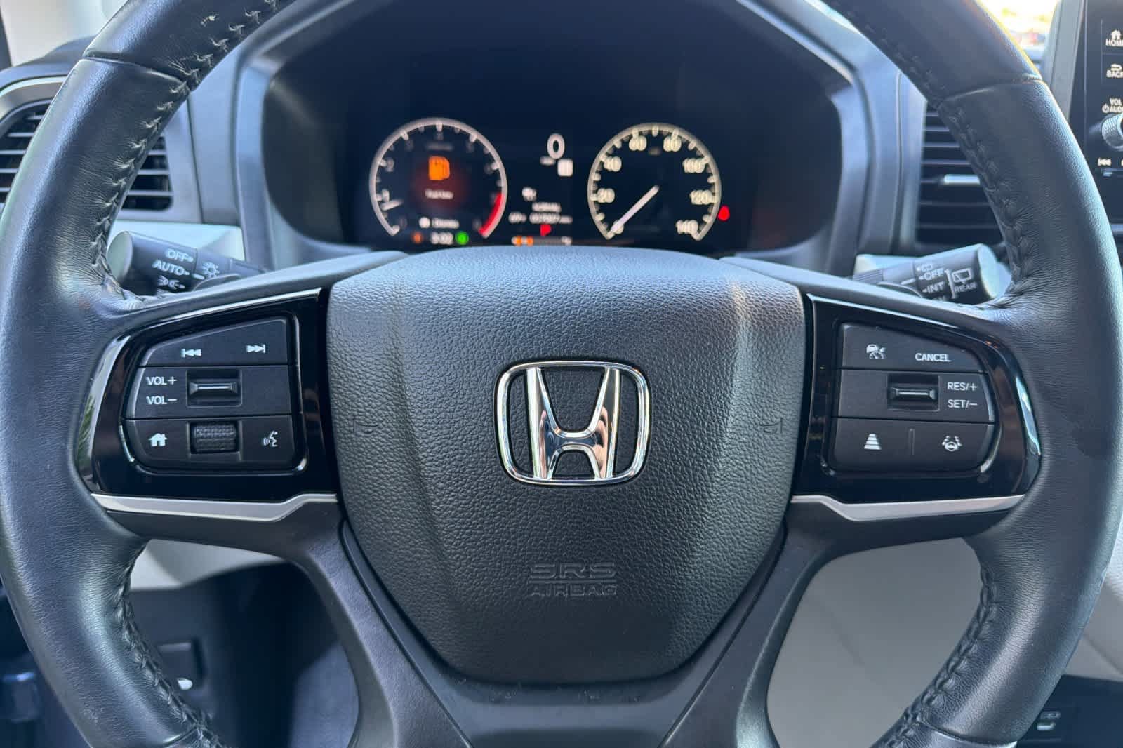 Used 2025 Honda Odyssey EX-L image 25