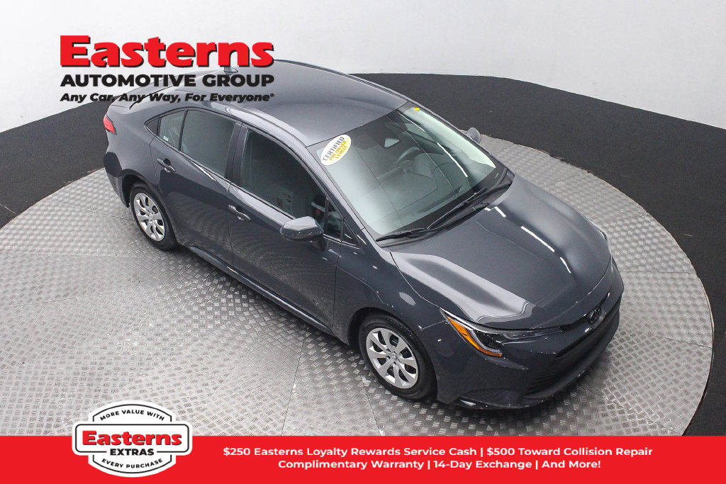 Used 2026 Toyota Corolla LE FWD image 4