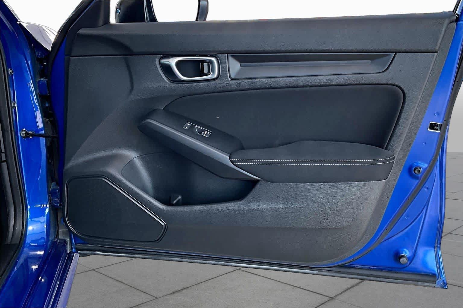 Used 2023 Honda Civic Sport image 23