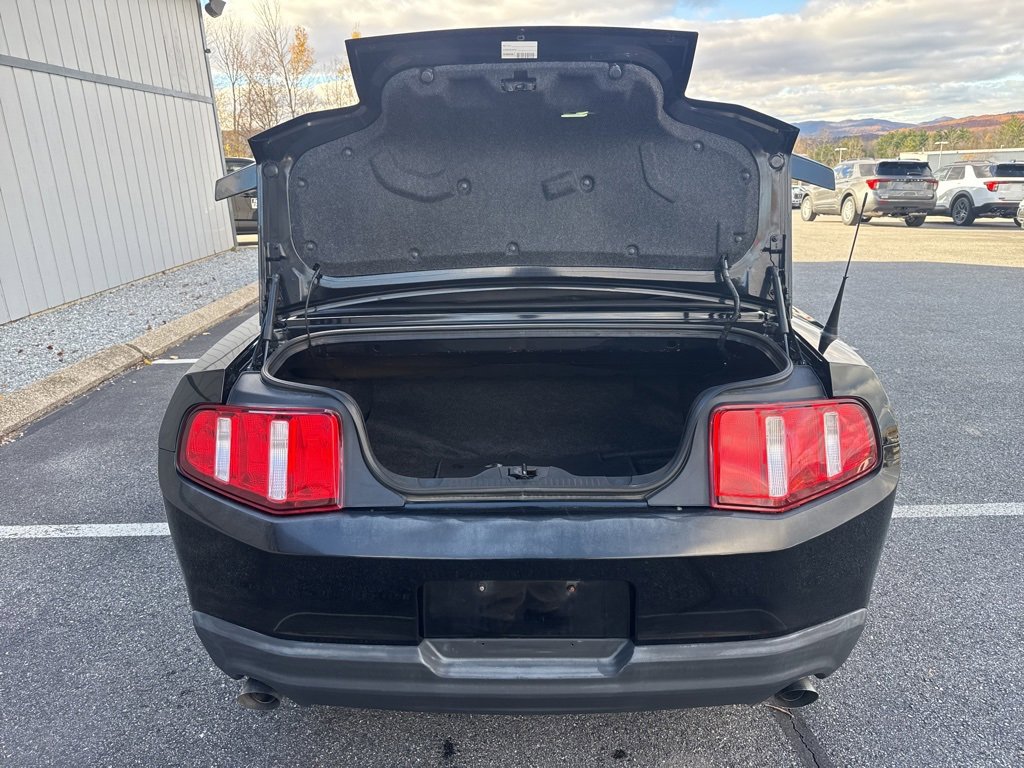 Used 2012 Ford Mustang Convertible image 25