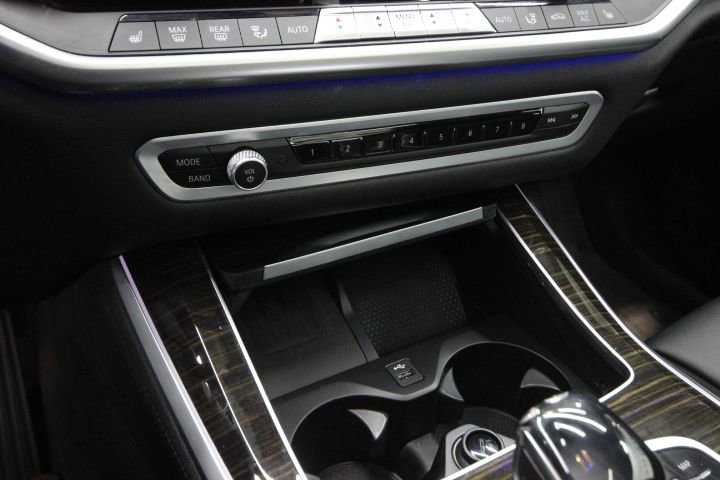 Used 2019 BMW X5 xDrive40i w/ Premium Package 2 AWD/4WD image 24