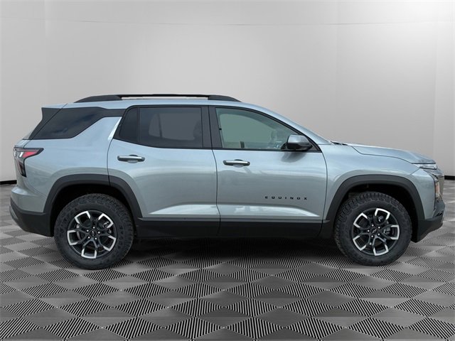 New 2026 Chevrolet Equinox ACTIV w/ Convenience Package III image 2