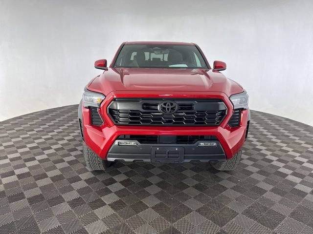 Used 2025 Toyota Tacoma TRD Off-Road w/ TRD Off Road Upgrade Package image 2